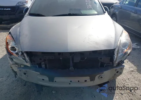 2011 Mazda Mazda3 I Touring z USA, uszkodzony, nr VIN JM1BL1VF9B1367379